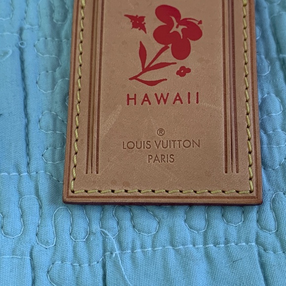 *HAS NAME* Louis Vuitton Hawaii Luggage Tag Rare Employee Exclusive - Picture 4 of 6